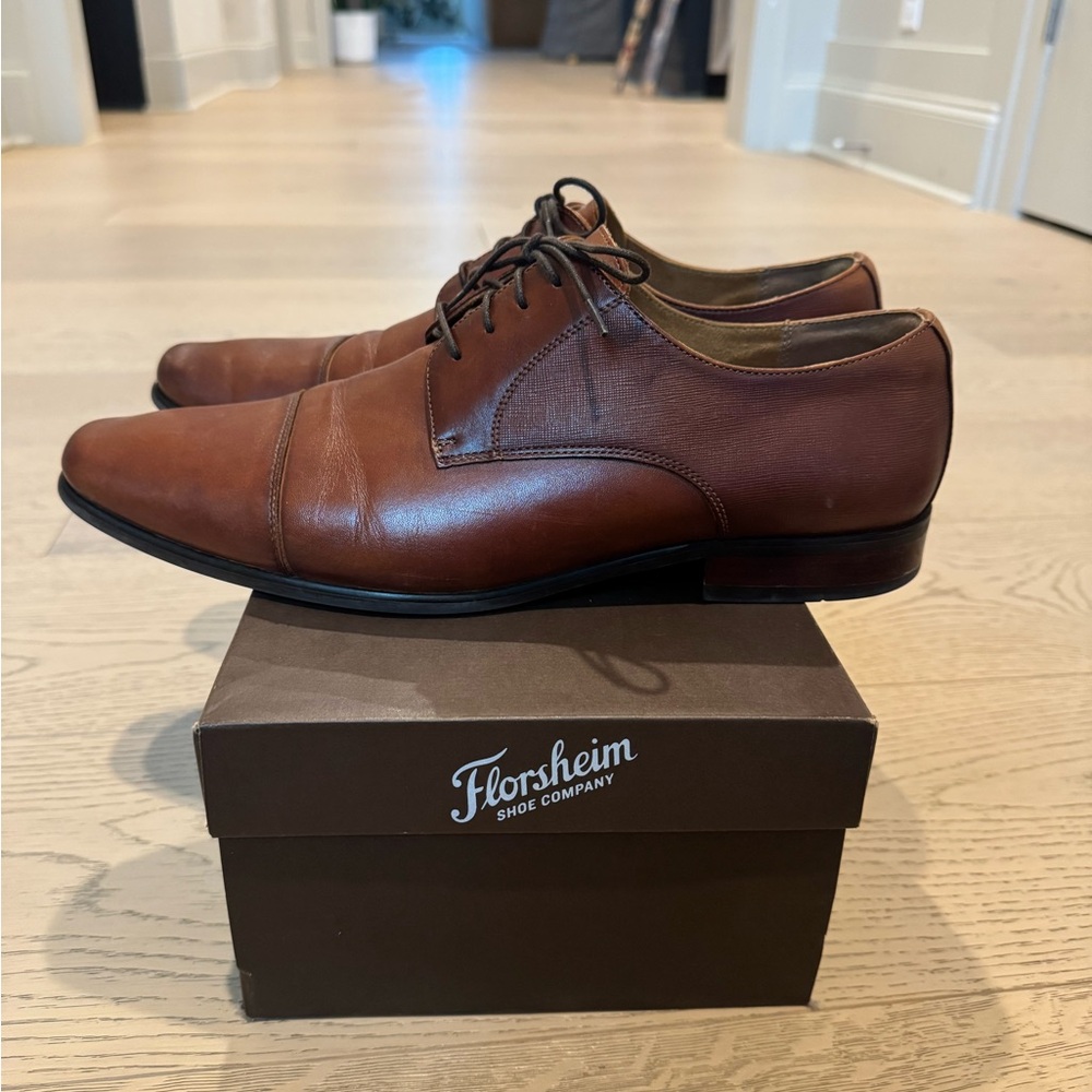 Florsheim Men's Tan Leather Derby Shoes